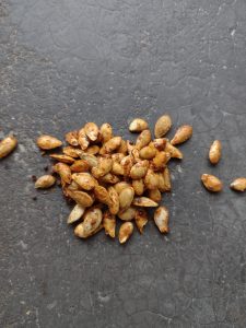 snack de semillas de calabaza con especias